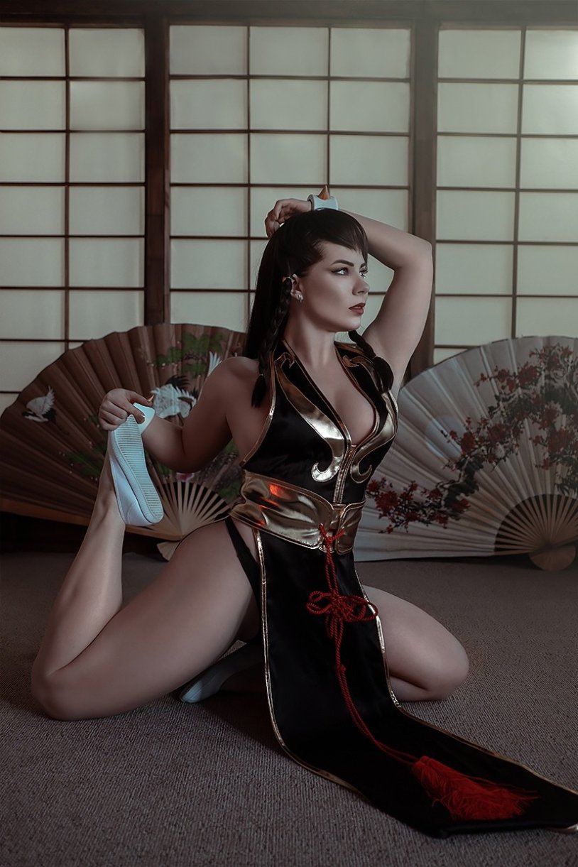 Anastasia Zelenova Lara Croft