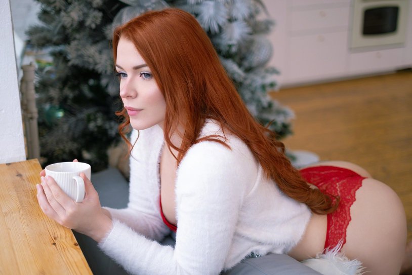 Julia Shuenkova Cosplay Triss