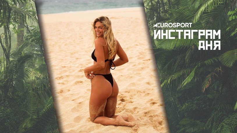 Swimmer Julia Efimova in a swimsuit