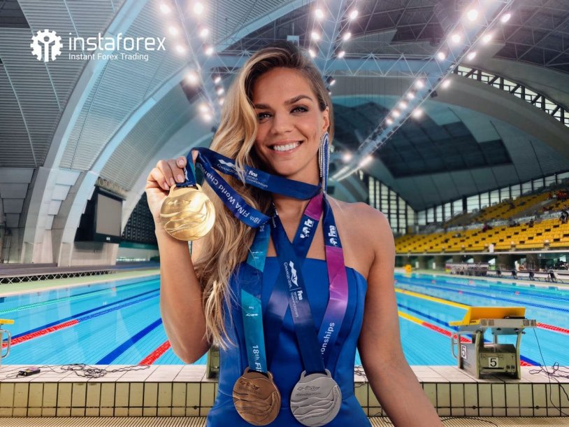 Julia Efimova Swimming