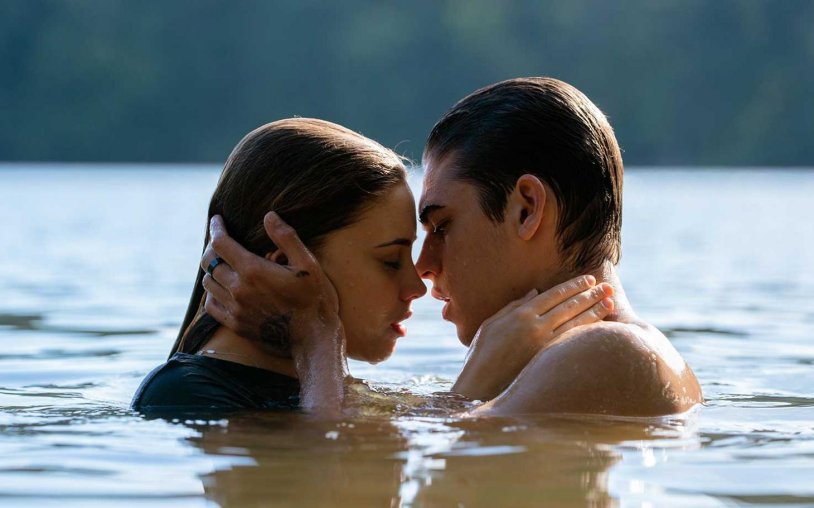 Hardin and Tessa kiss