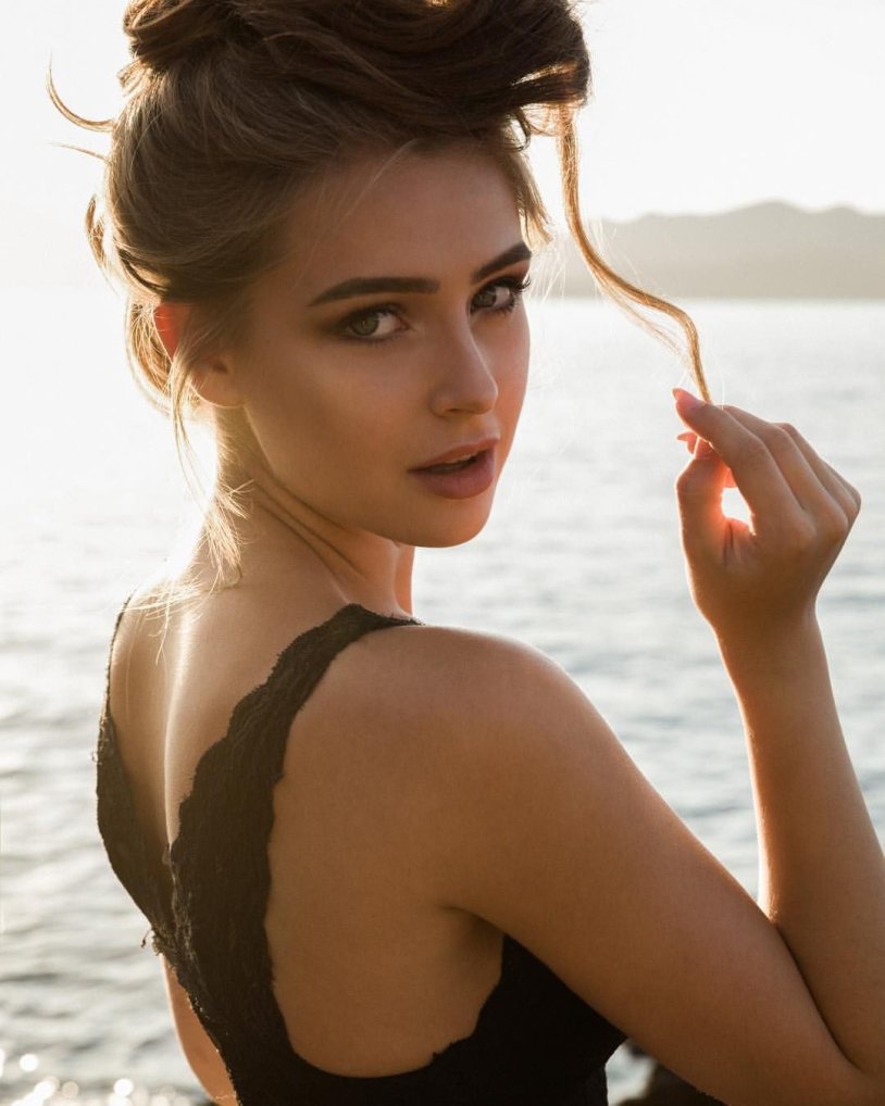 Anna von klinski in a swimsuit