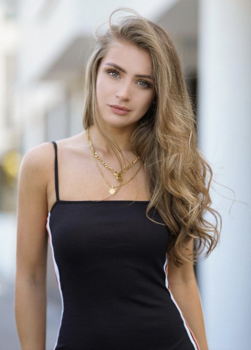 Anna von klinski model