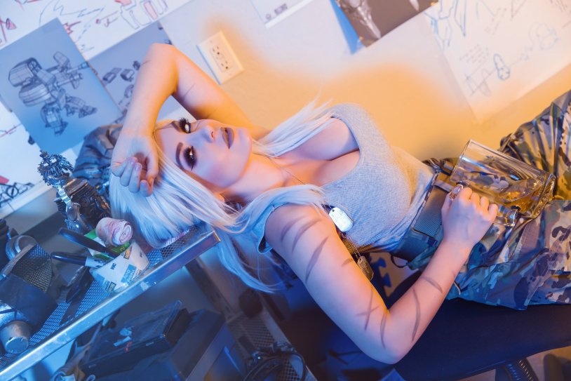 Jessica nigri plums