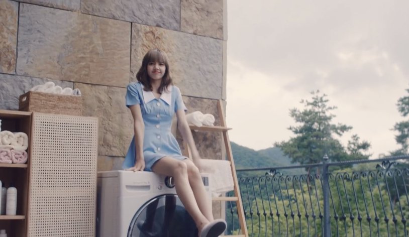 Lalisa Manoban Figure