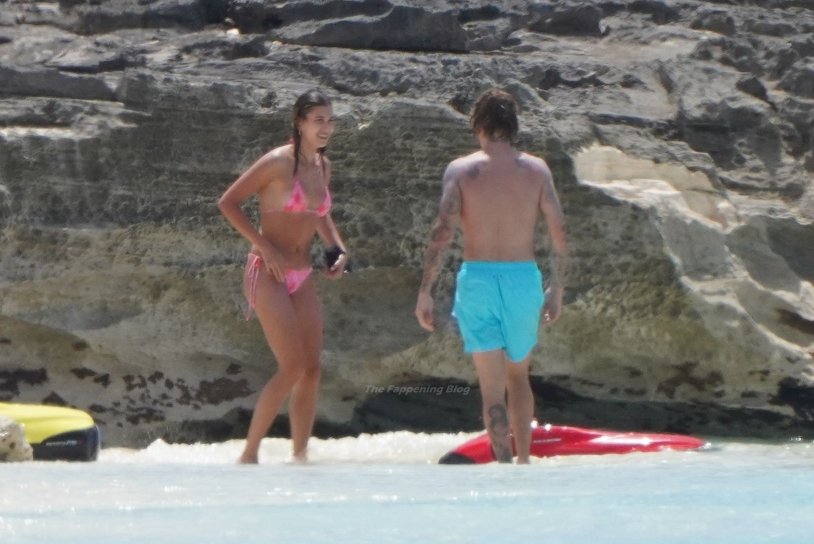 Haley and Gigi Hadid