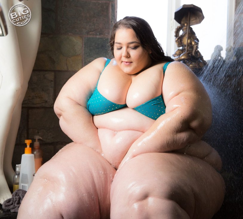 Mary Elizabeth Winstad Nina