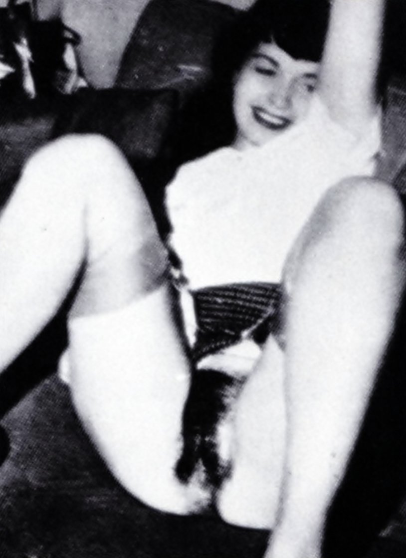 Model Betty Page Anal