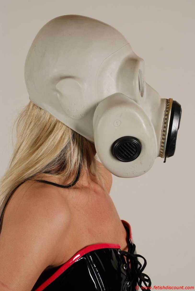 Sketch man in a gas mask