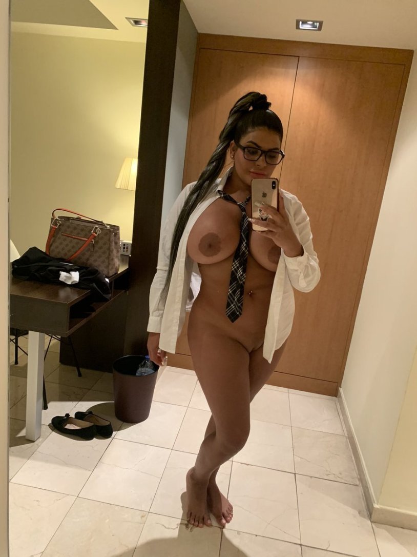 Nicola Reynolds Naked