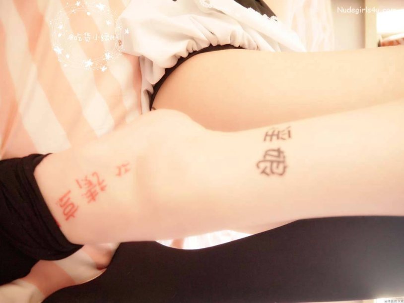 Wallpaper on the desktop girl drawing