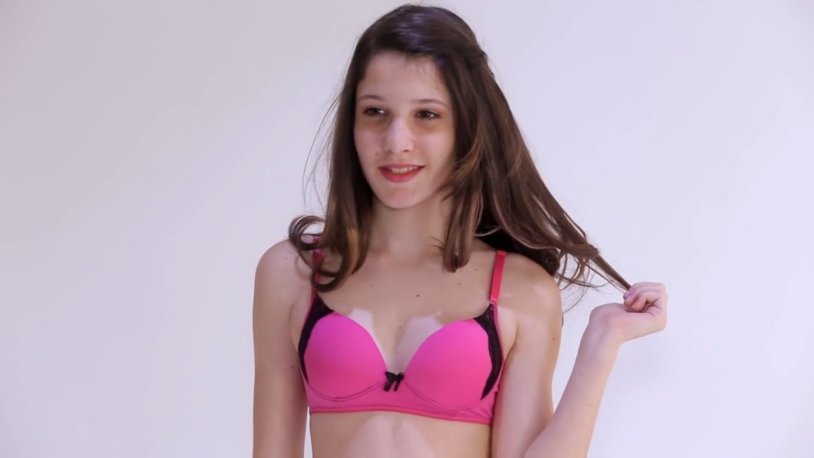 Conjunto Juvenil in a bikini