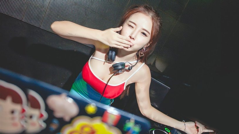 Girls with molds in swimsuits