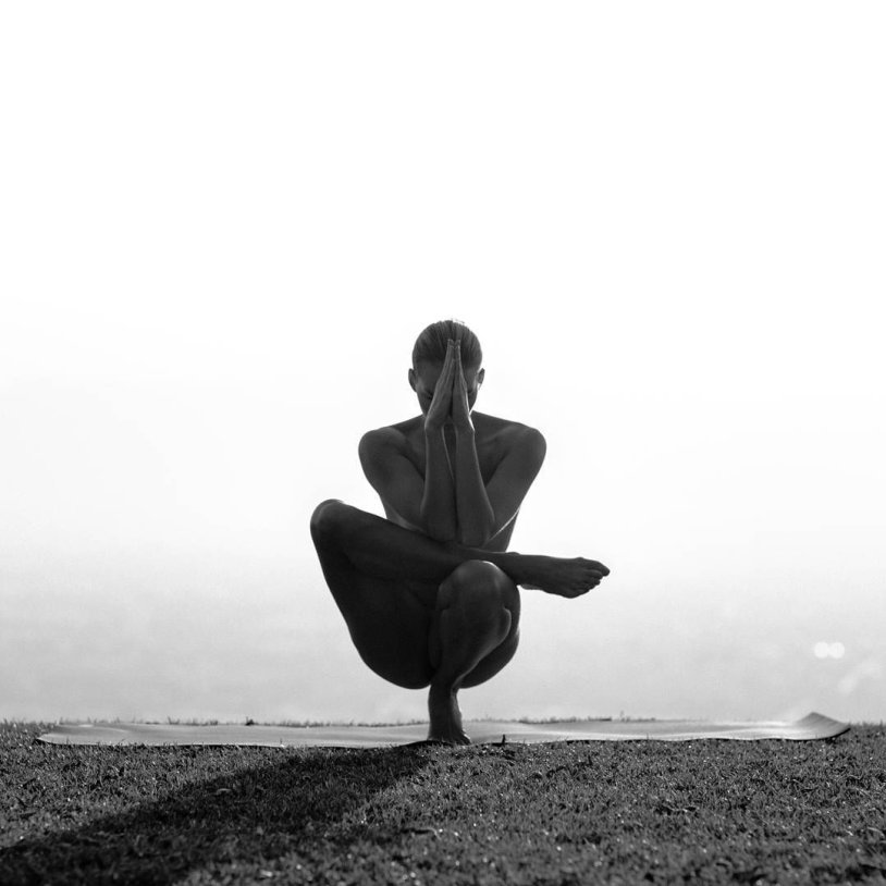 Elke Zommer in youth