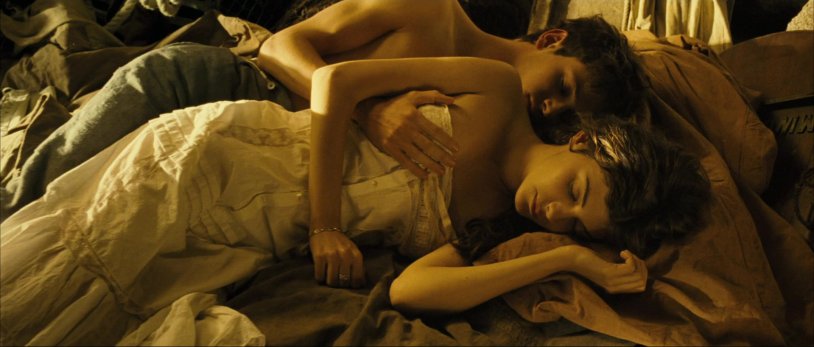 Audrey Totu long engagement