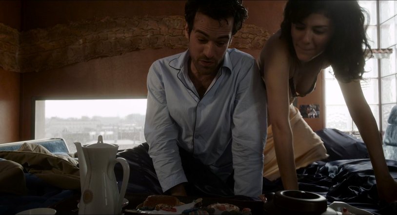 Audrey Tutou (Audrey Tautou) Naked in the film "Long Wiring" (2004)