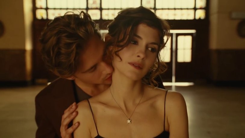 Audrey Toto Chanel 5