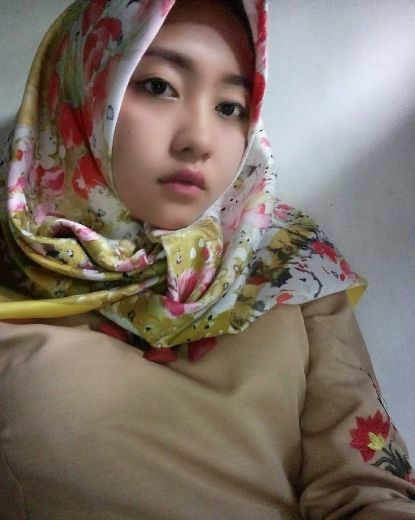 Indonesia Muslim girls