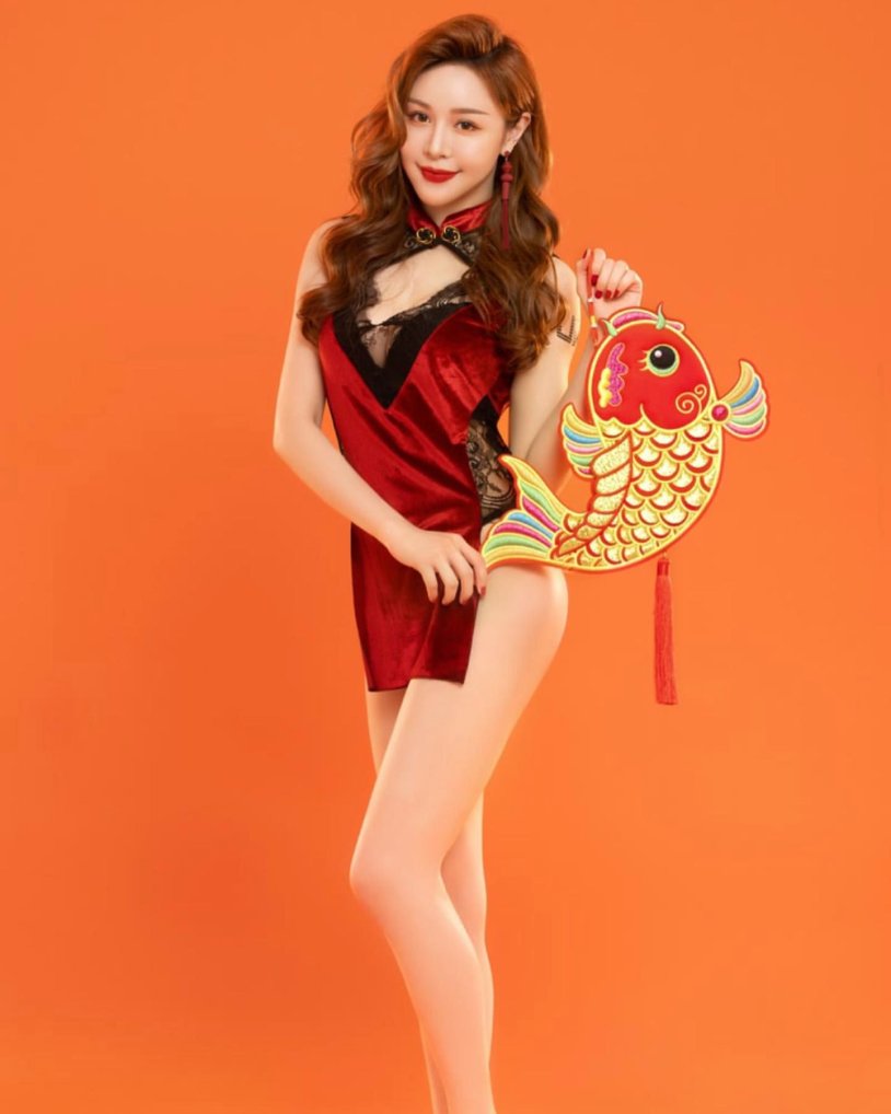 Targeted advertising of underwear