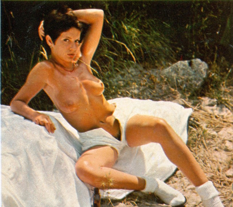 Adel Enel in the film Portrait of a girl in fire