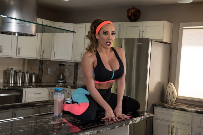 Brazzers Mom Jordi El Nino Polla Rebecca Moore