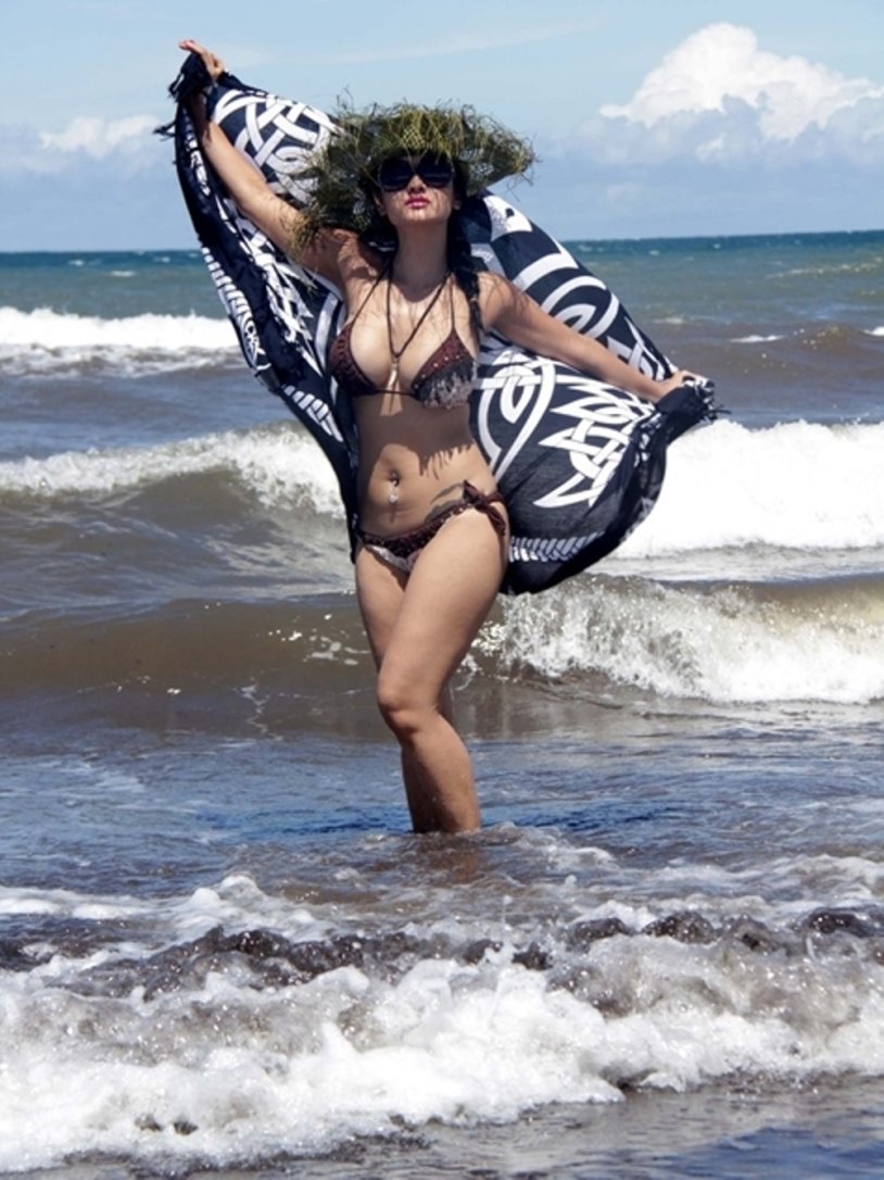 Julia Perez Berbikini