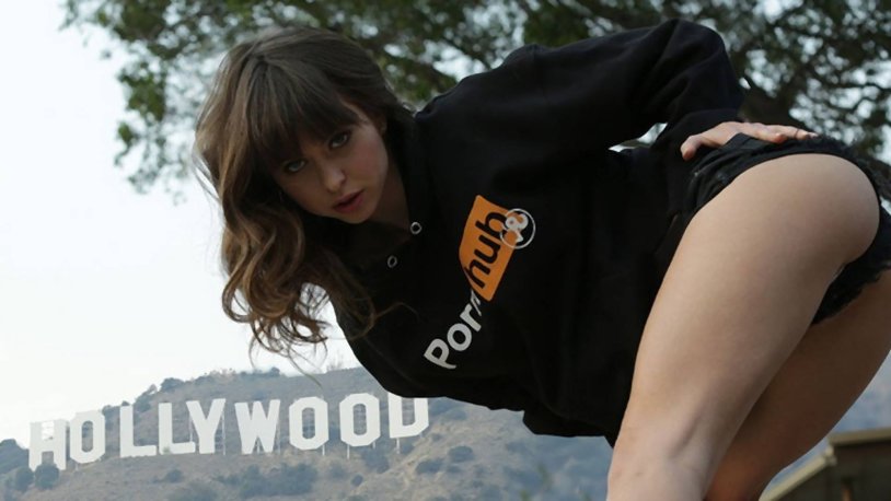 Girl in a T -shirt Pornhab