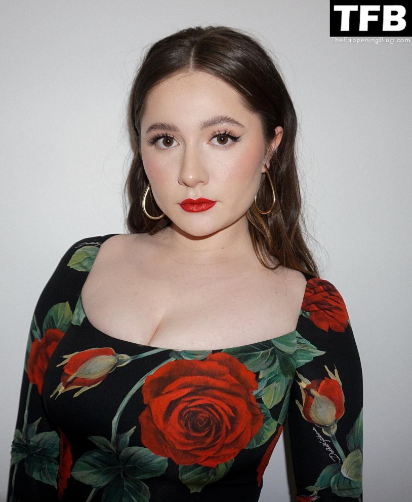 Emma Rose Kenney Hot