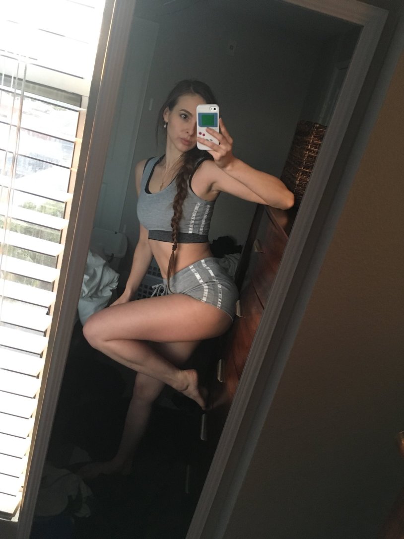 Sasha Holland Patreon