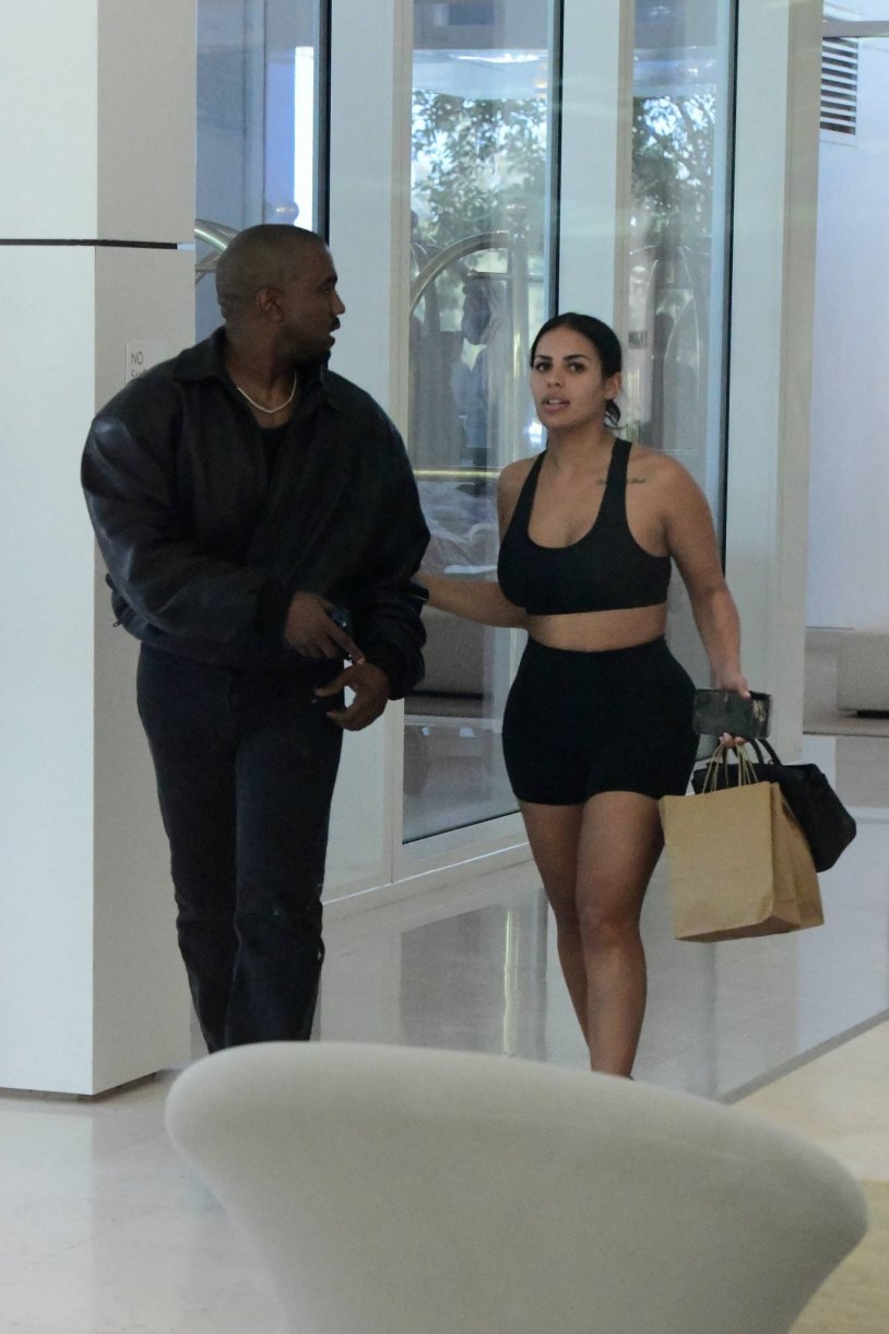 Model Jordin Jones Nude