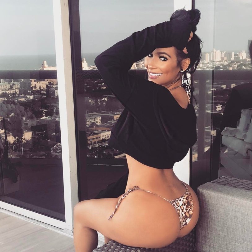 Penelope Crucial in the movie Vetshchin