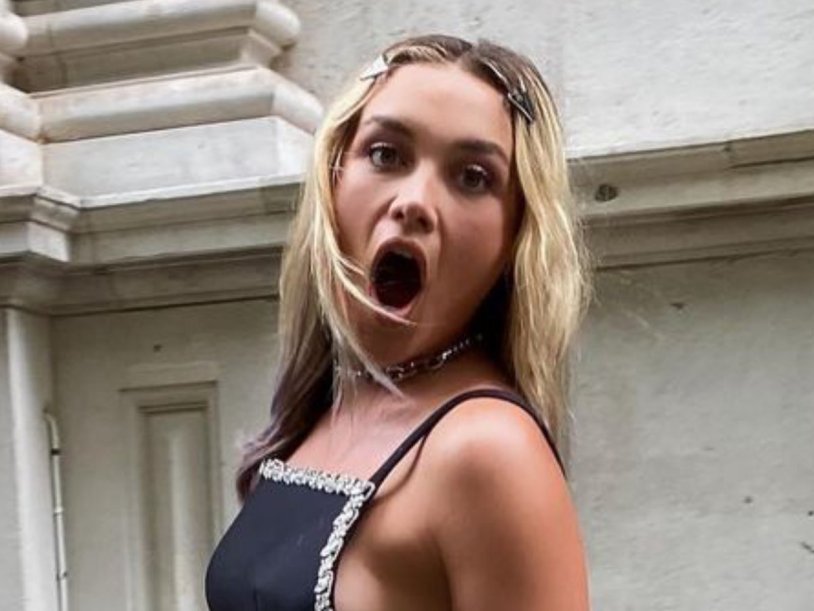 Florence I drink hot scenes