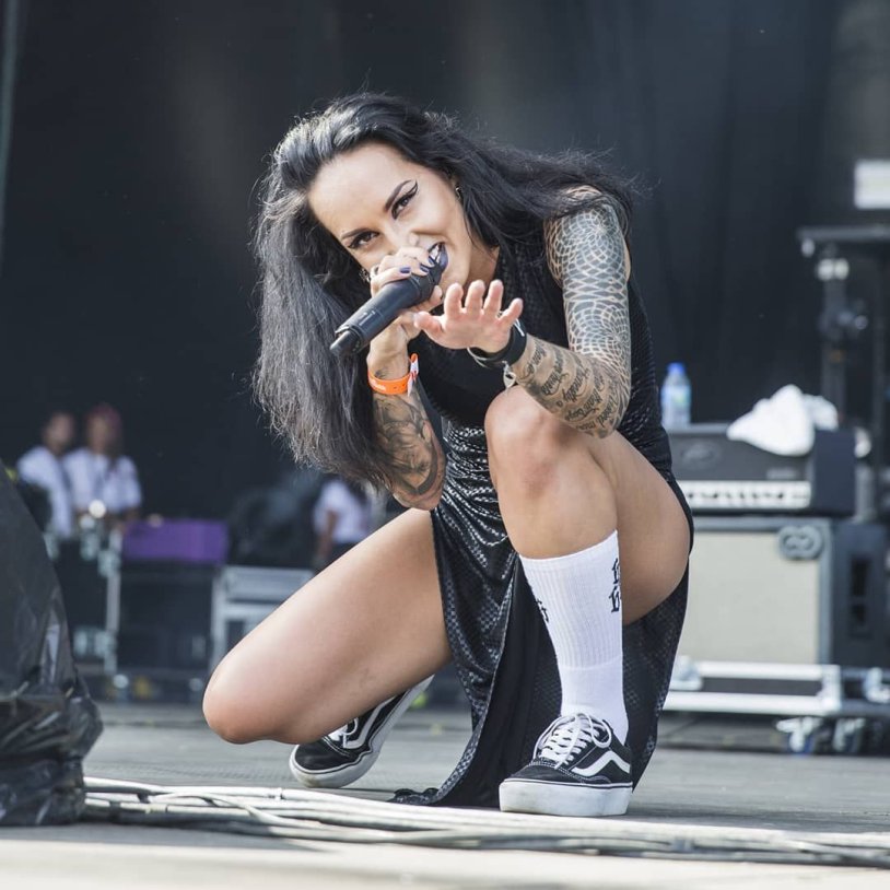 Group Jinjer Shmaylyuk