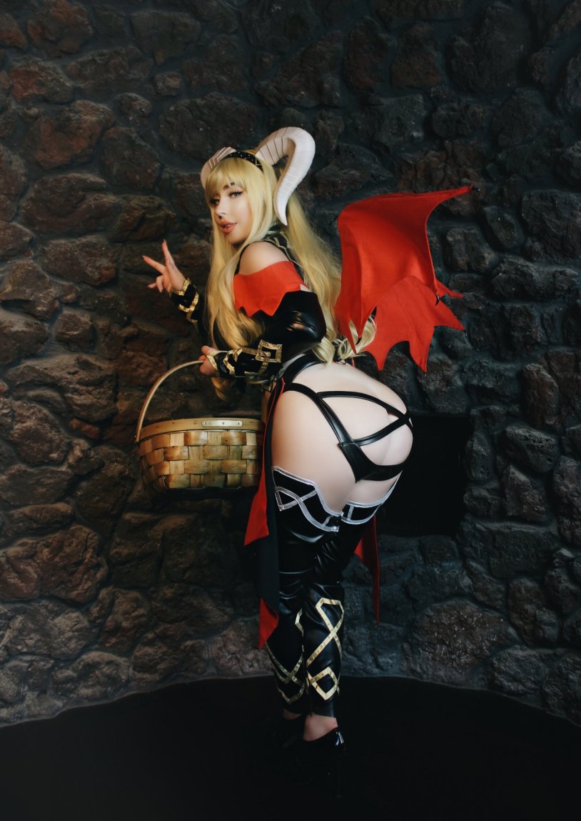 Juliette Michelle plum