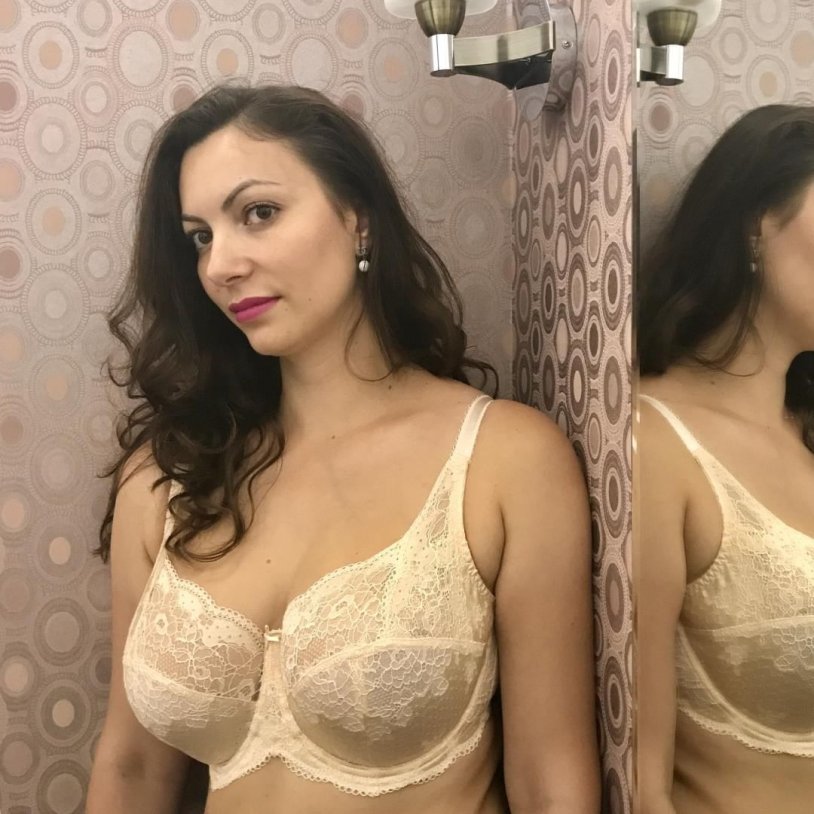 Bella Roland actress