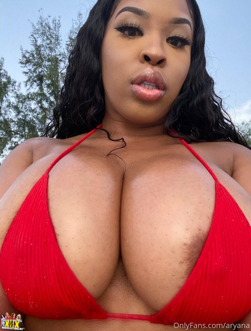 Aryana Amatista Beautiful Tits
