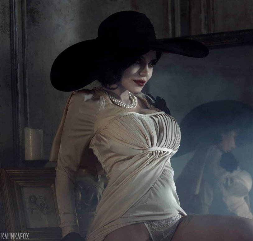 Kalinka Fox Lady Dimetrescu