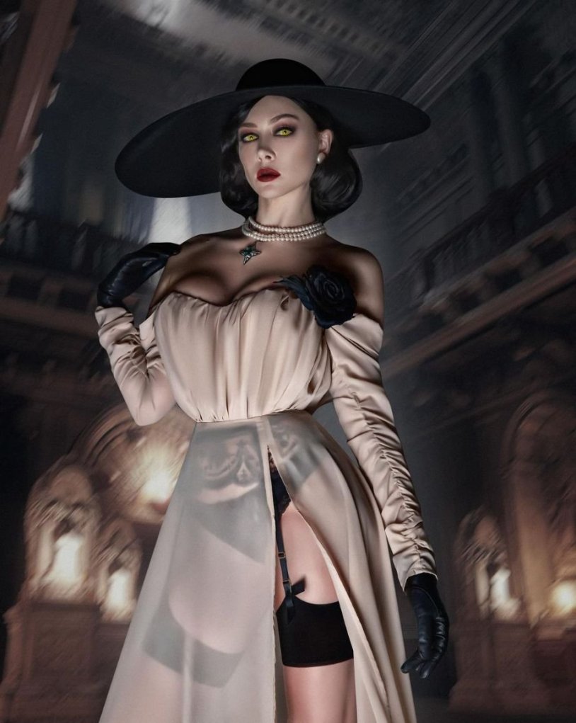 Sambursky cosplay Dimitrescu