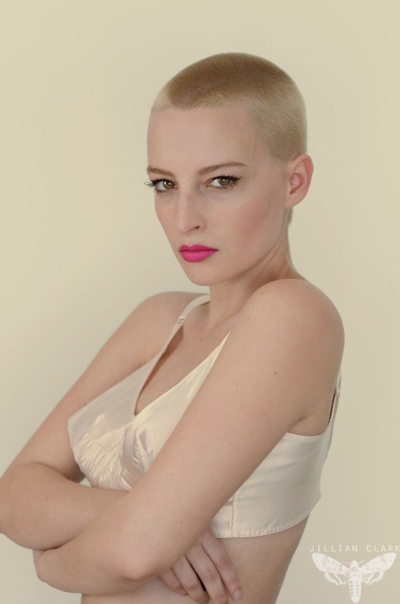 Tattooed Chick Harlow Harrison Shaves Her Head Before Sex with