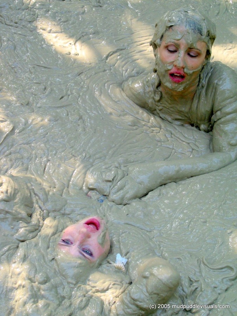 Jungle Girl Quicksand