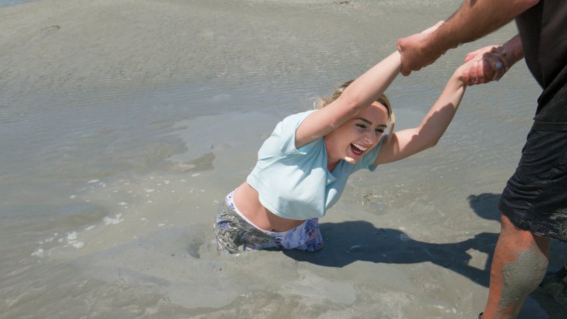 Girls in the Quicksand swamp