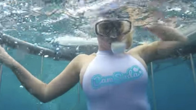 Submarine swimming of a woman