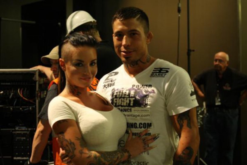 Page Wansant Naked Fists