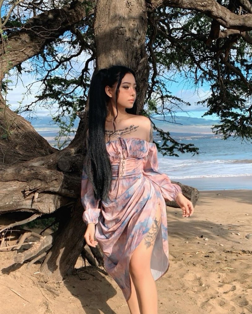 Tiktokoresh Bella Porch