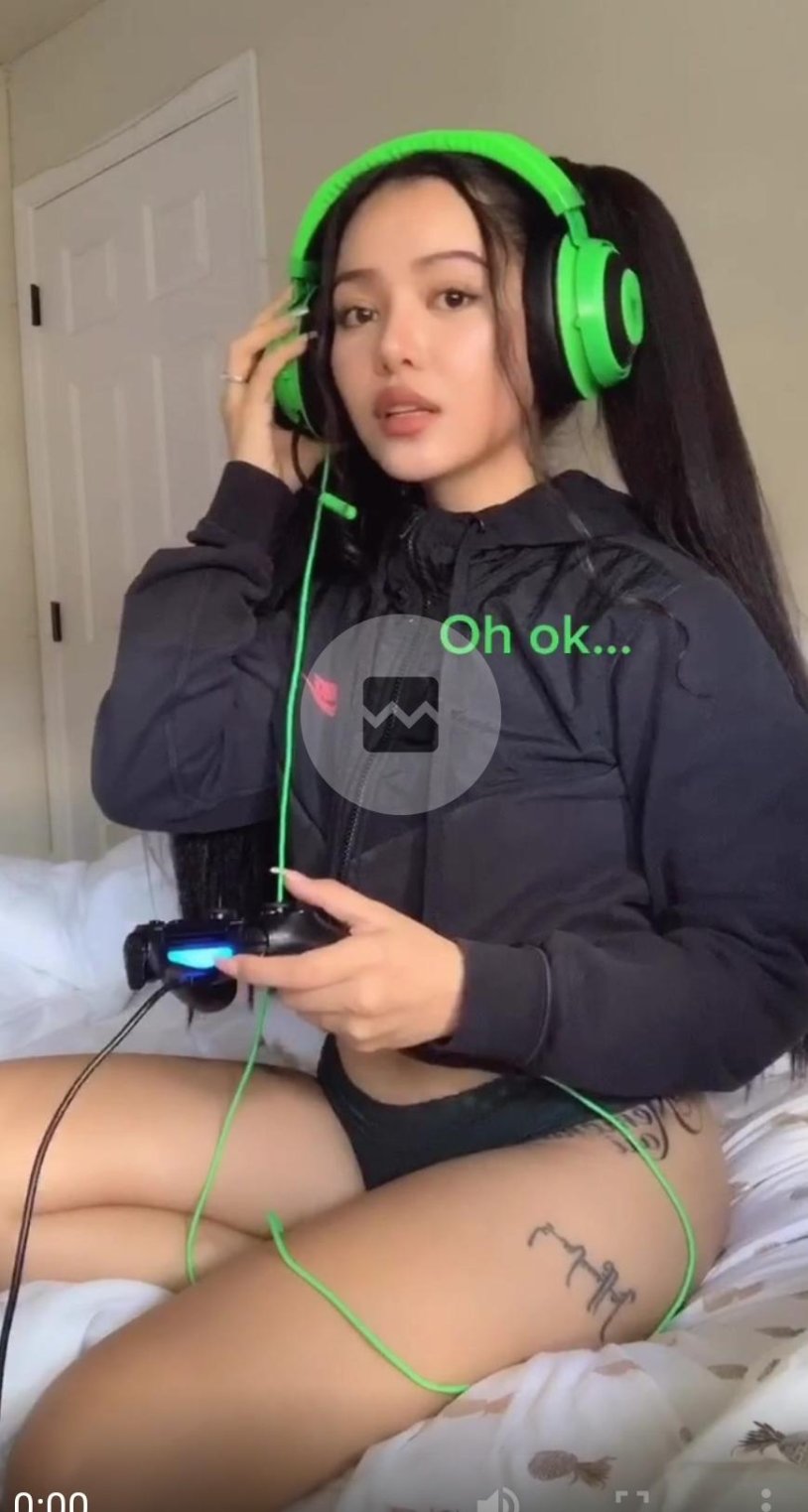 Bella Poarch to plastic