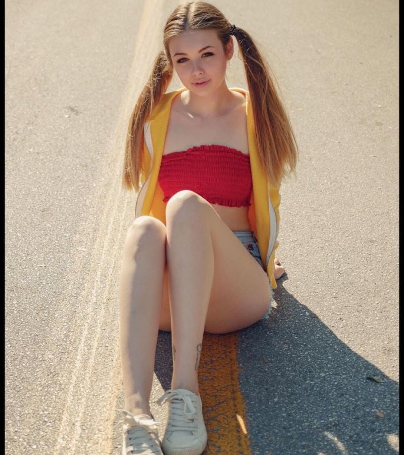 Leah and Kira Exploring the Mysterious Hole - Worldofleah