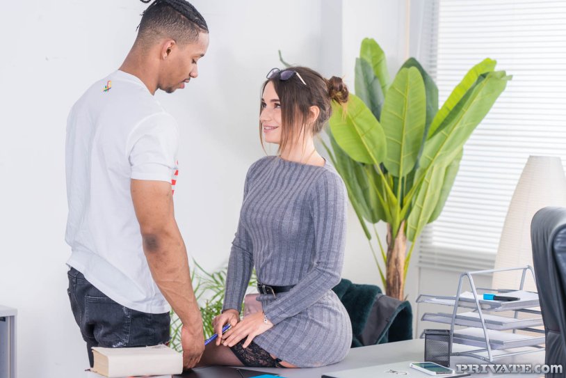 Matoi Ryuuko Wallpaper