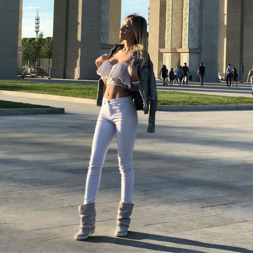 Katrin Novikova model in tight