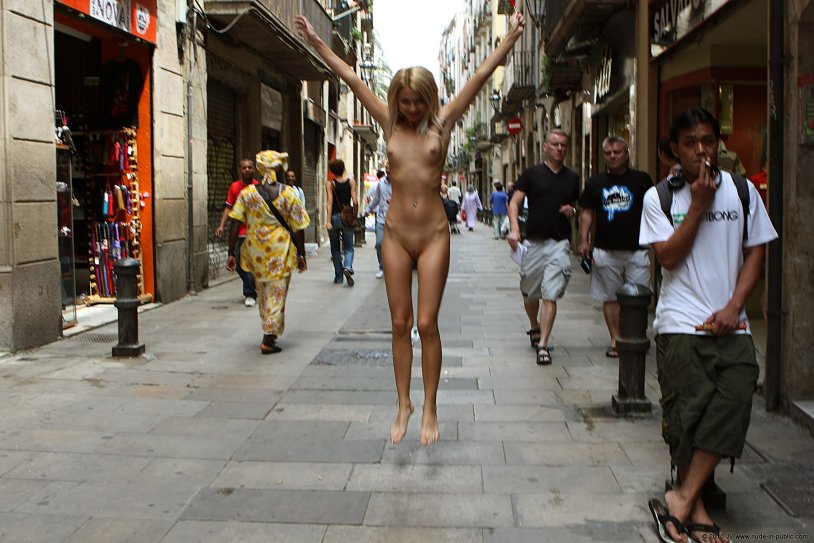 Julia Pupkina Barcelona Naked Walk around the exhibition