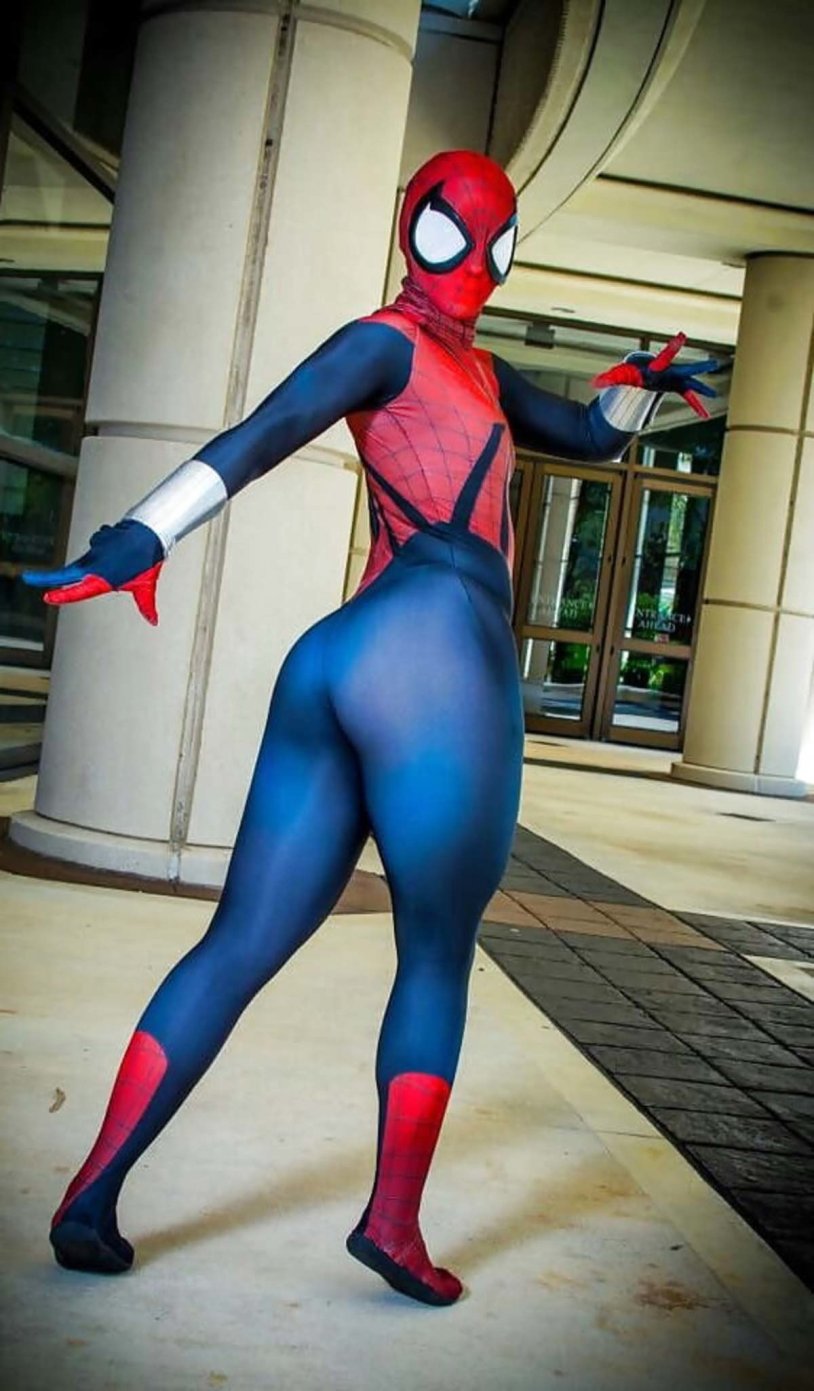 Cosplay woman cat Marvel